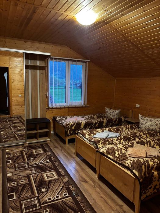 Відпочинок у Карпатах. Садиба "Гірська роса".