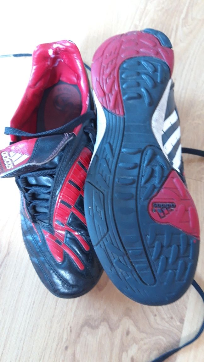 Buty sportowe Adidas r. 37.1/3 czerwono czarne halowki