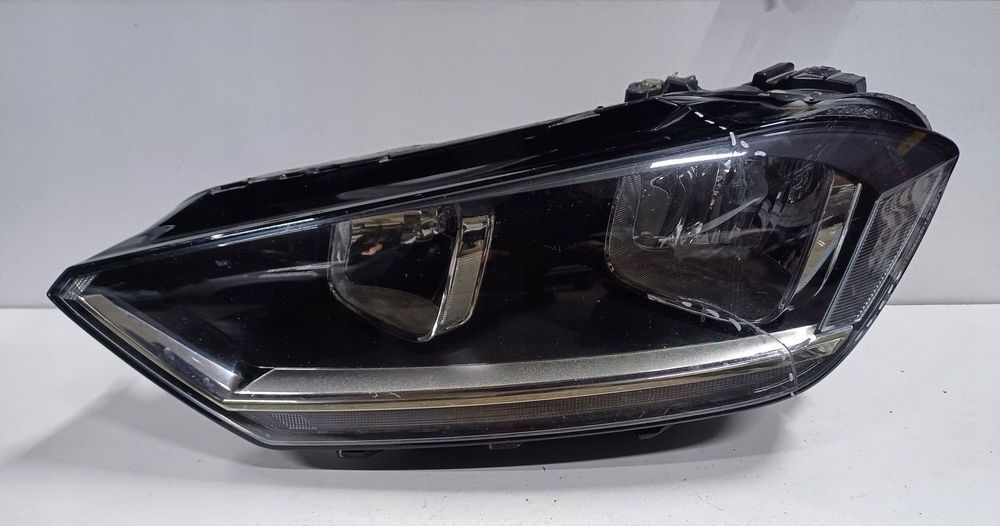 lampa lewy przod VW GOLF SPORTSVAN H7 EUROPA