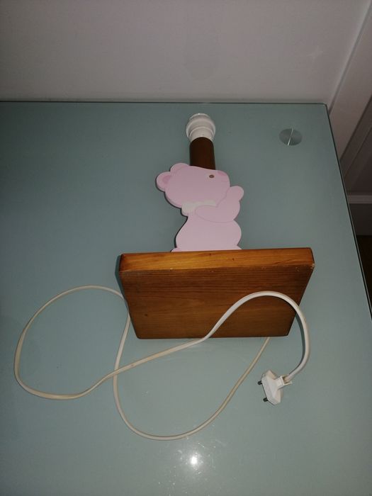 Candeeiro para criança - mesinha de cabeceira