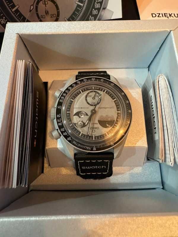 Swatch x Omega Bioceramic Moonswatch Mission To Earthphase