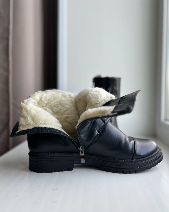 Зимові ботинки жіночі