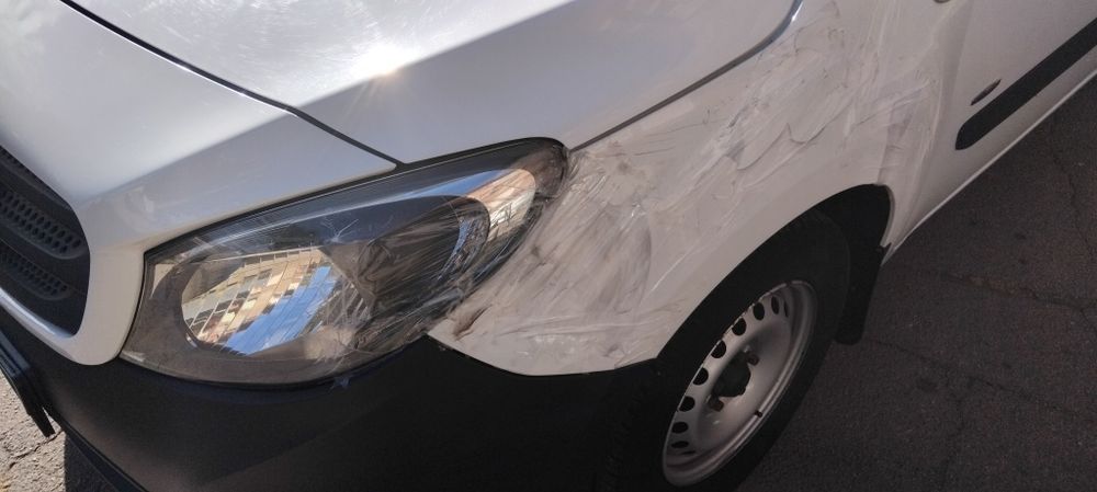 Мерседес сітан )