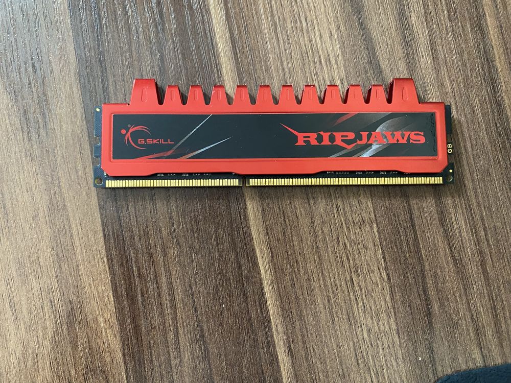 Оперативна память DDR3
