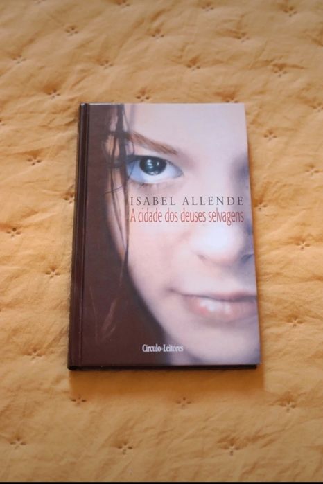 Livro Isabel Allende cidade dos deuses selvagens