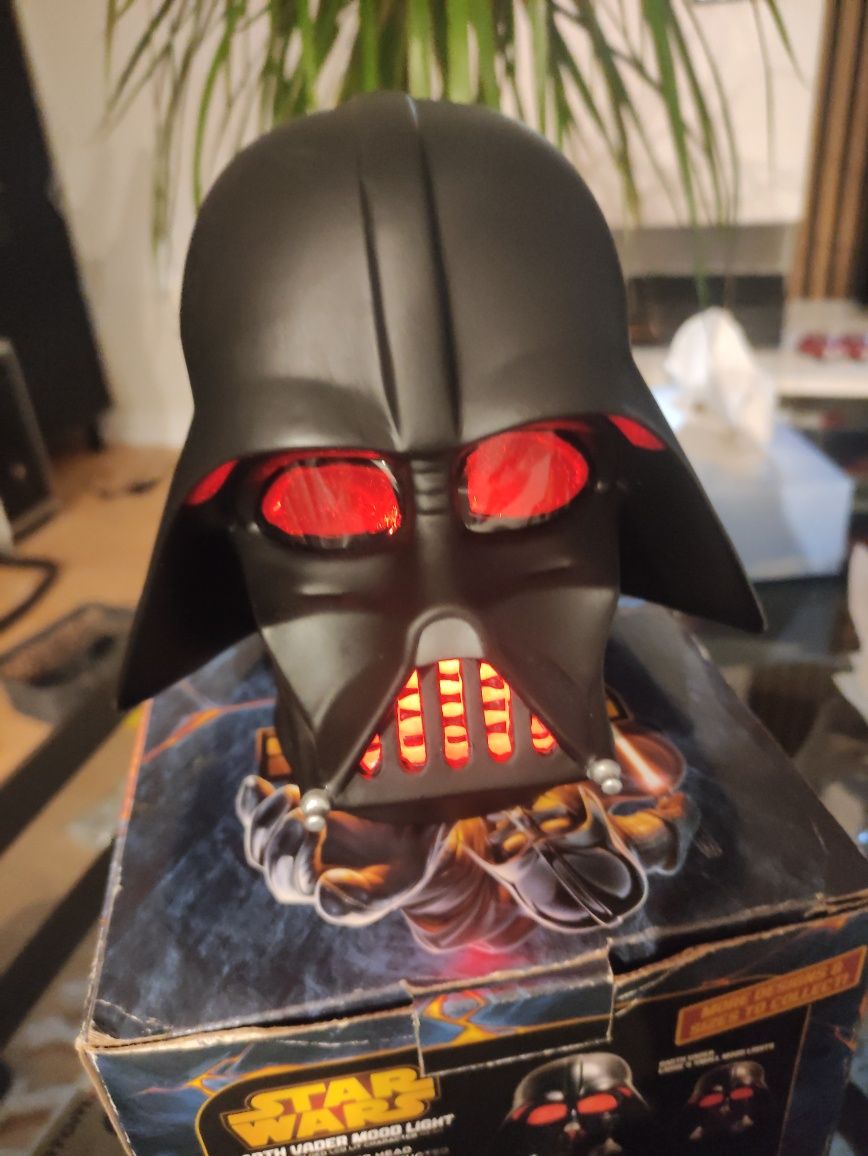 Lampka hełm Darth Vader STAR WARS