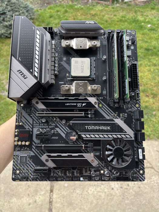 Ryzen 9 3900x, x570 tomahawk, deepcool assassin 3, 32gb ddr4