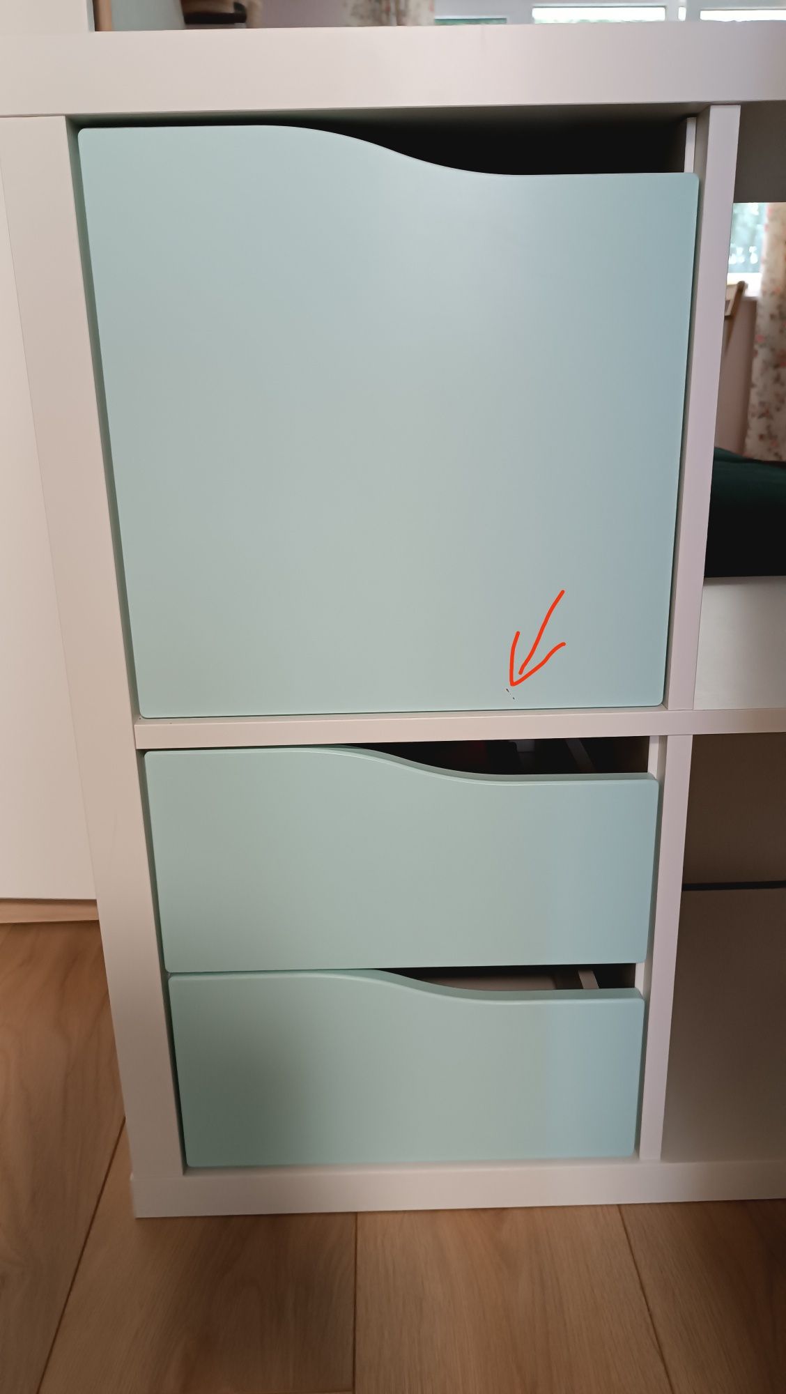 Ikea Kallax 2x2 z szafką i dwiema szufladami