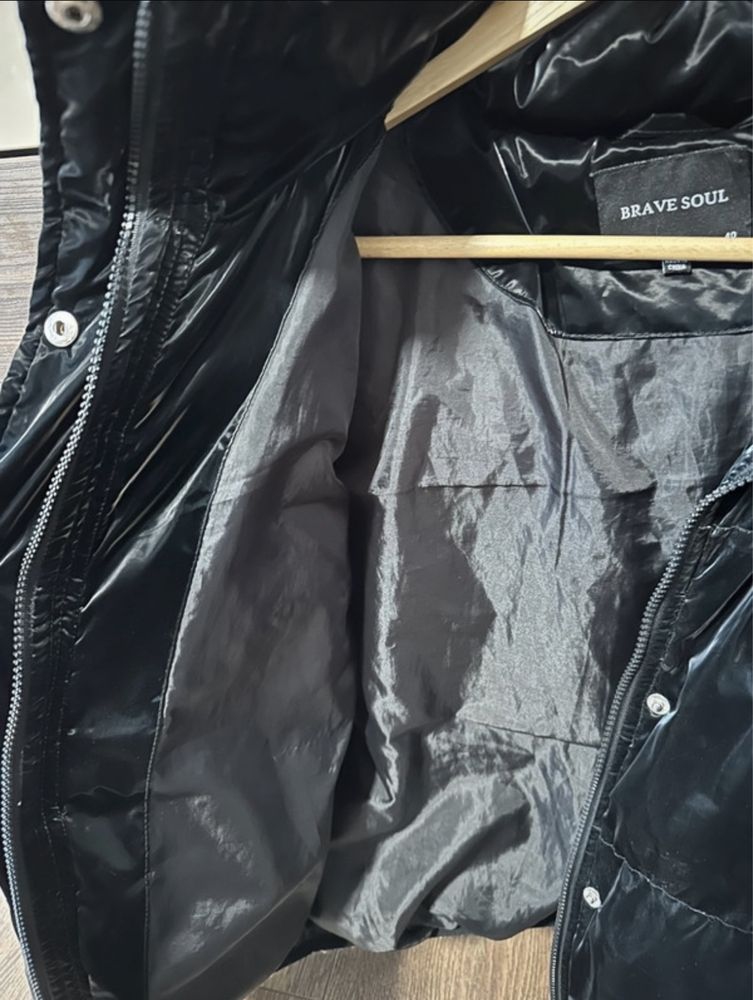 Czarna kurtka zimowa puffer oversize