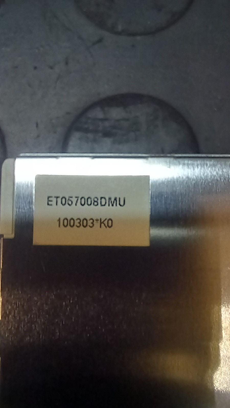 Продам LCD екран ET057008DMU