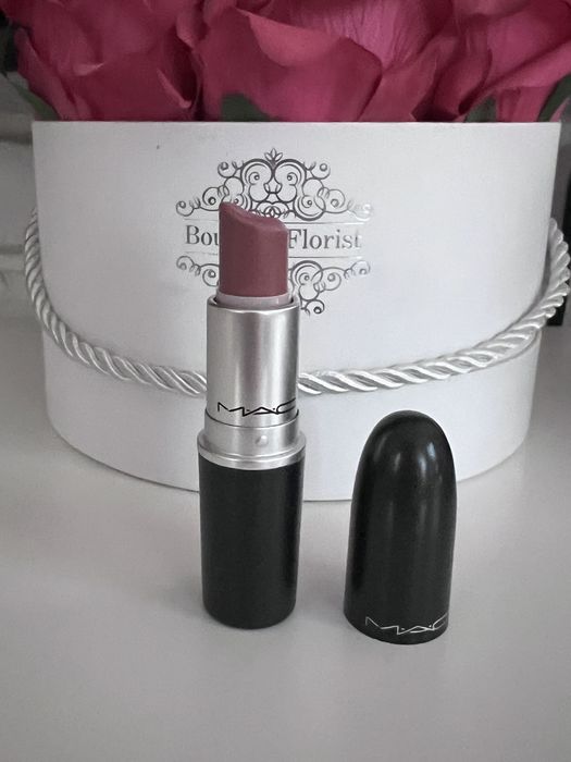 Pomadka szminka Mac Satin Lipstick 808 kolor Faux
