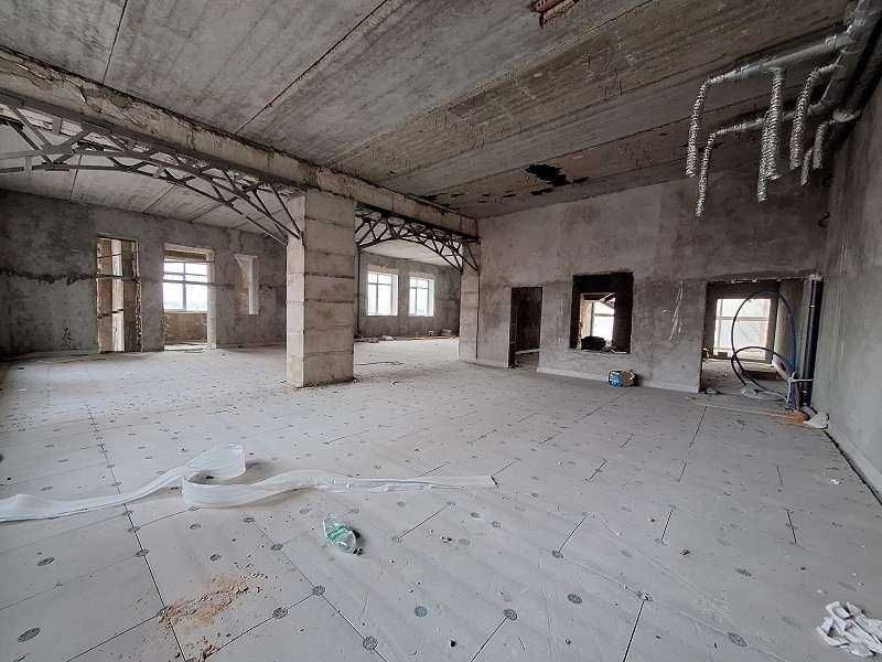 Продаж 3-х поверхової будівлі на вулиці Академіка Сахарова