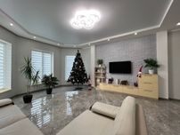Продам шикарный дом в Новомосковске