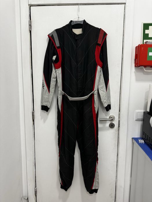 Fato de Competição Marina 54 com homologação até 2028