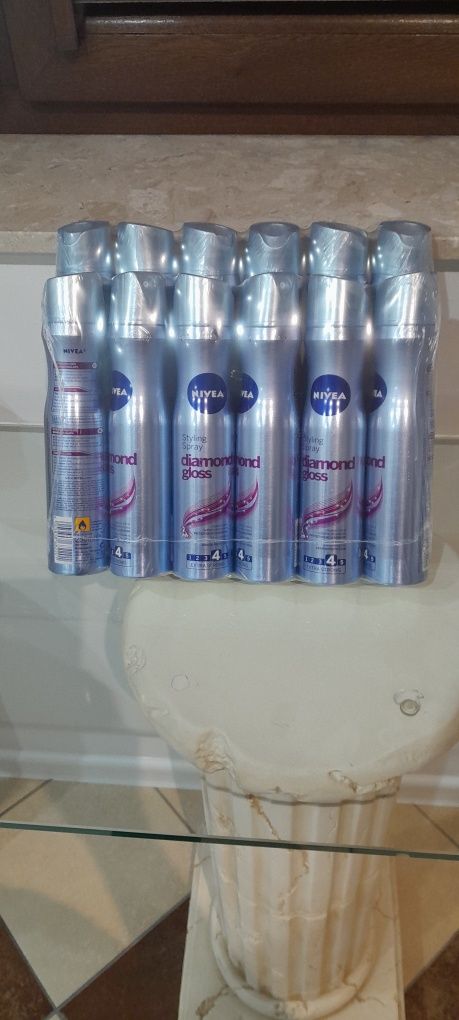 Lakier do wlosow NIVEA
