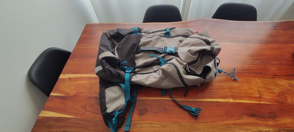 Mochila Trekking 50 L Quechua