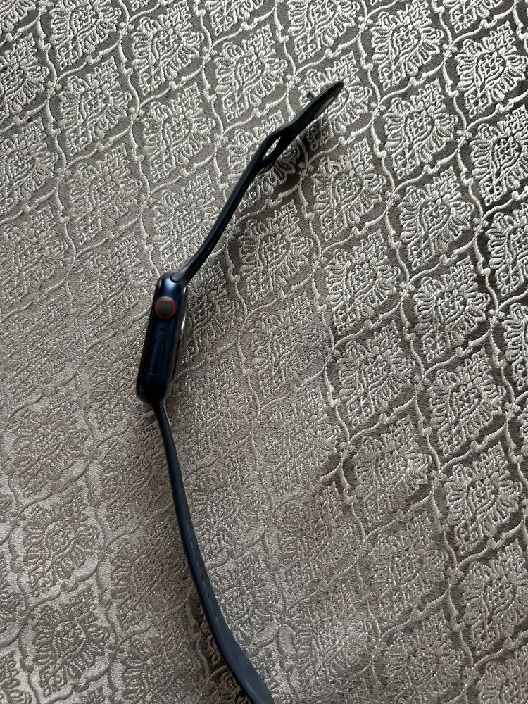Apple Watch 6 44mm GPS+Cellular