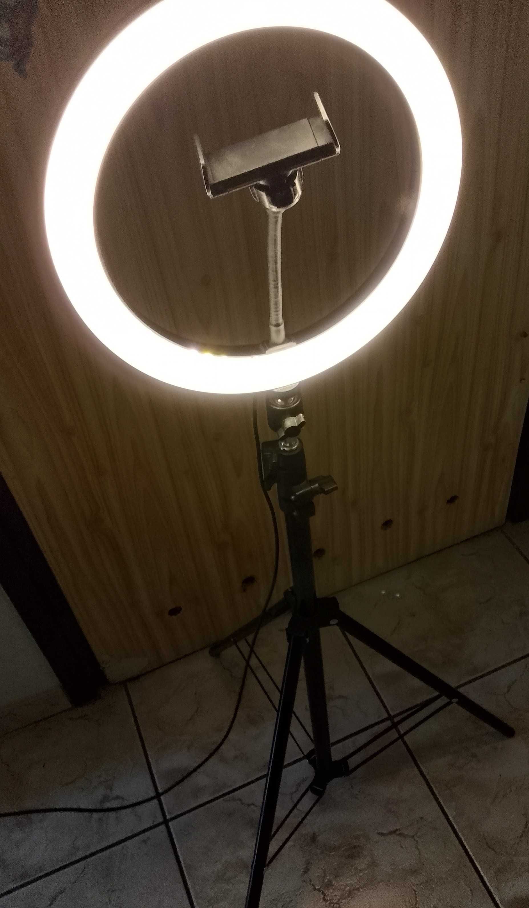 Sprzedam lampę, stan idealny