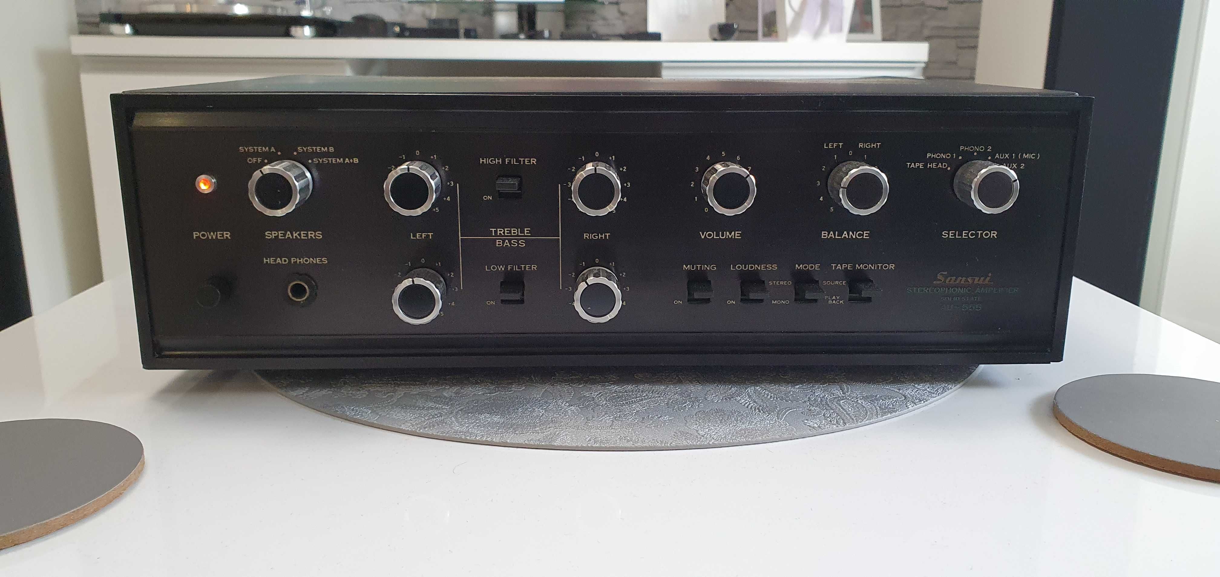 Vintage wzmacniacz SANSUI AU-555 Piękne brzmienie. Po serwisie.