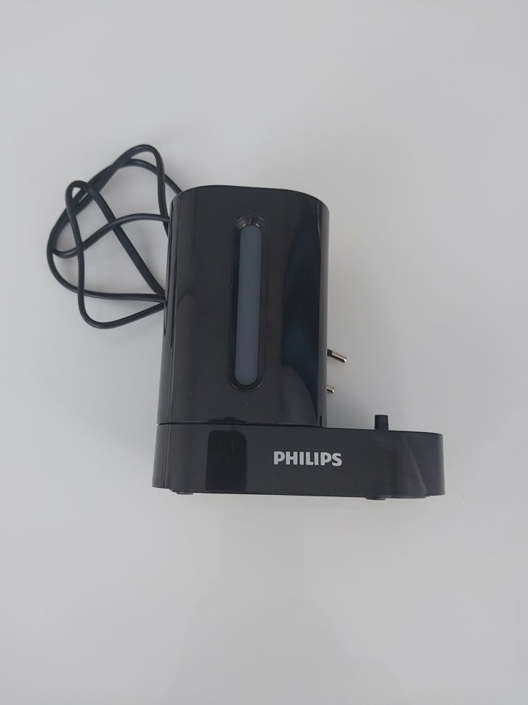 Szczoteczka soniczna Philips HX684B