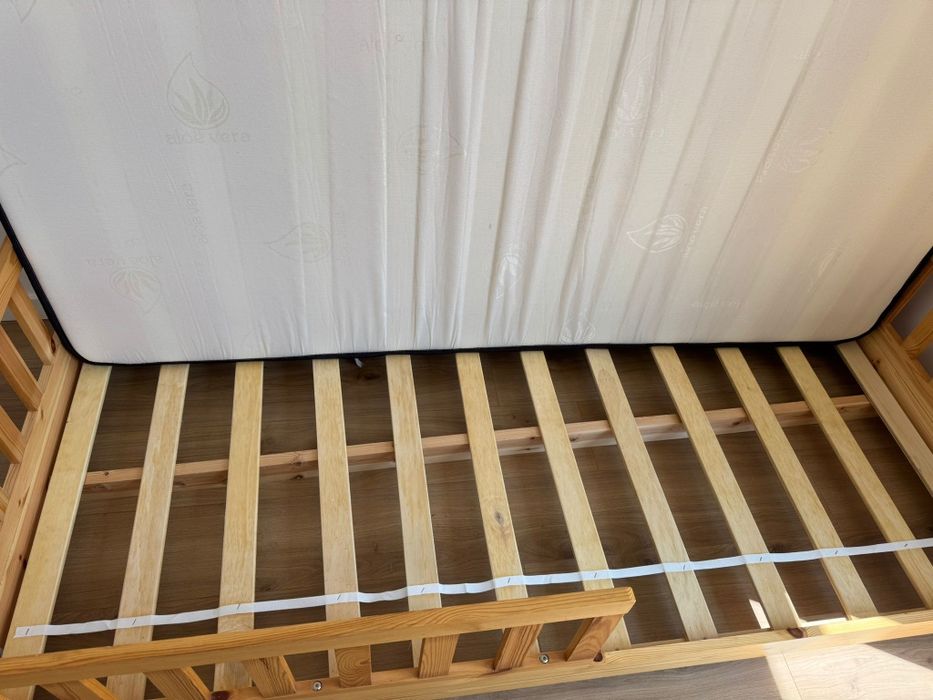 Cama Homa Montissori  + colchao 190 x 90