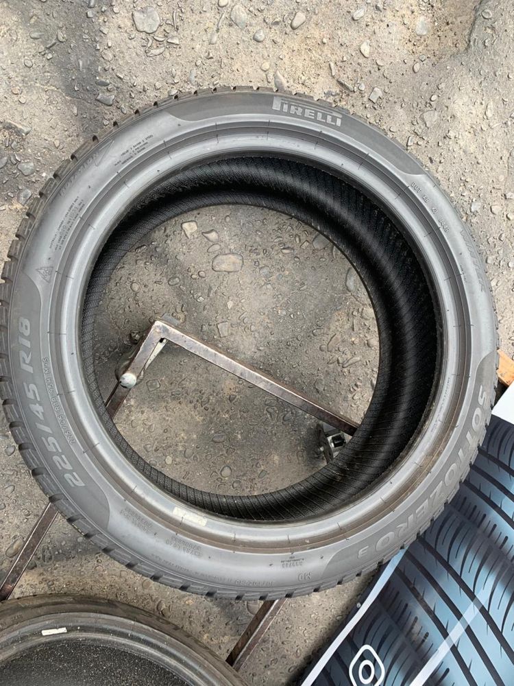 Шини 225/45 R18 Pirelli 2022p зима 7/6,6мм
