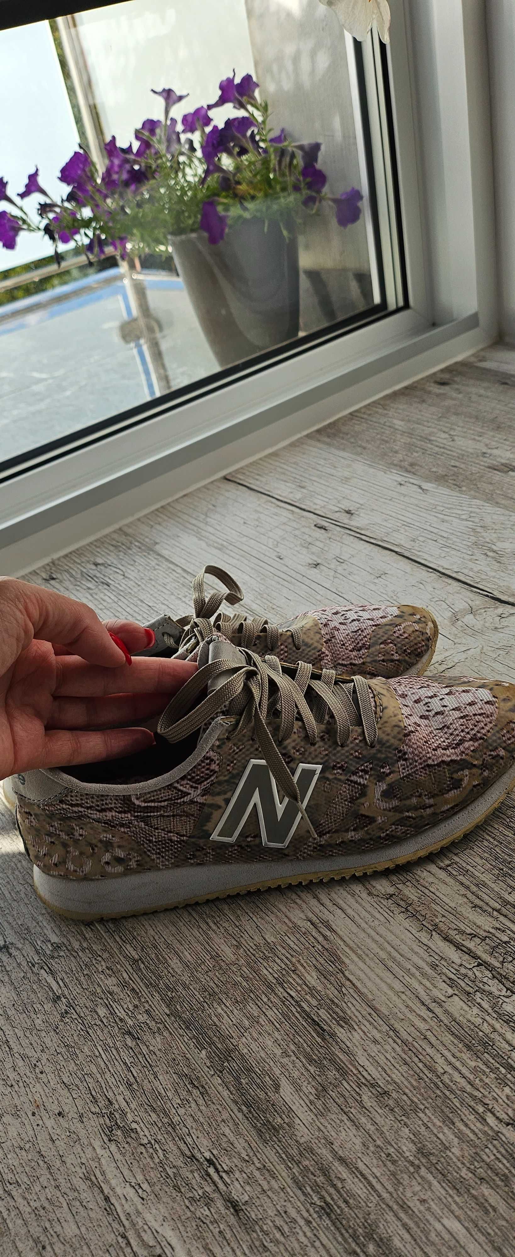New  Balance 420
