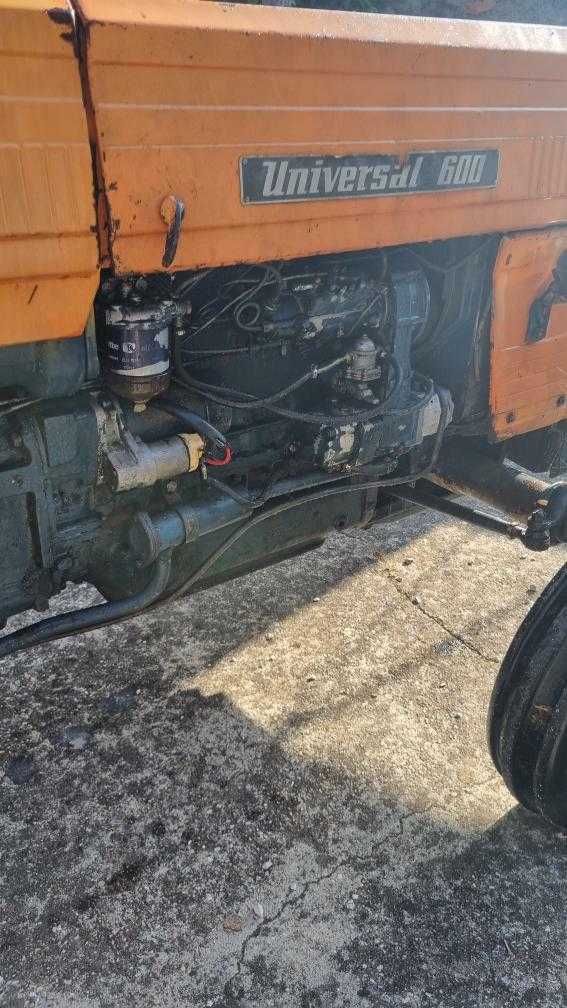 Trator Universal 600