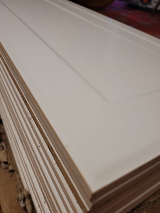 Piękne nowe płytki Ceramika Tubądzin 30x75 cm 18 szt. białe stylowe