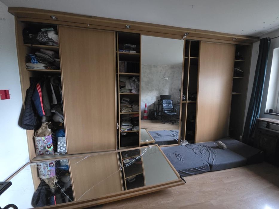 Szafa przesuwna do wzięcia. REZERWACJA