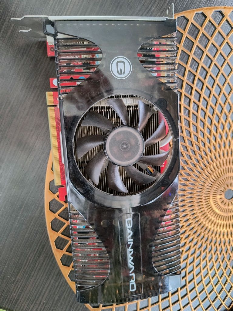 Karta graficzna retro GTS 250 512mb ddr3