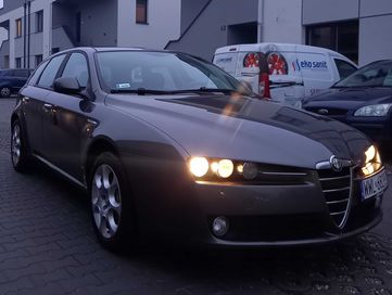 Piękna Alfa Romeo 159 1.9 120koni