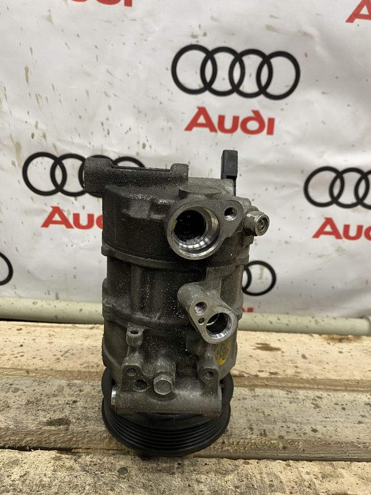 Компрессор кондиціонера шкив Audi A4 B8 / A5 / Q5 2.0 TFSI