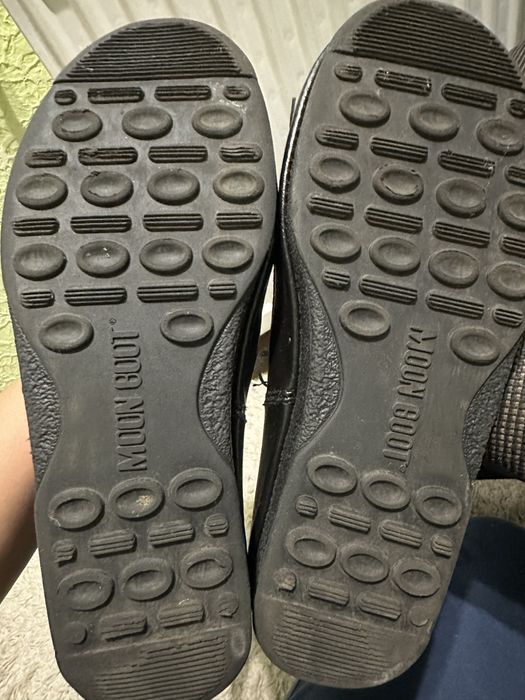 Зимові жіночі чоботи Moon Boot р.39