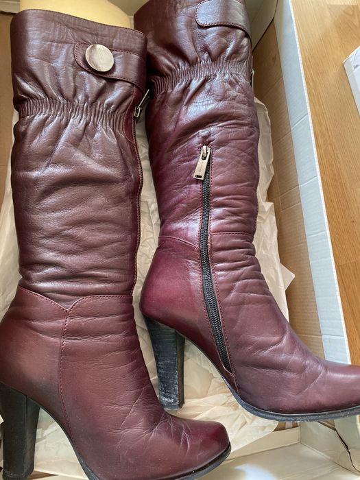 Продам зимние сапоги Fellini