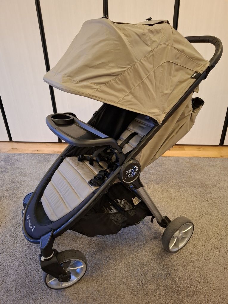 Baby jogger city mini 2 4W