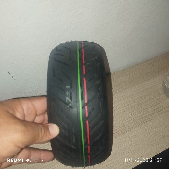 pneu escuter elétrica cst 10.300-6 novo! € 15 euros