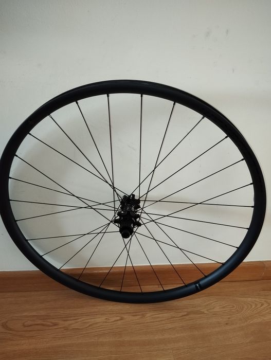 Roda carbono BTT Cannondale HollowGram