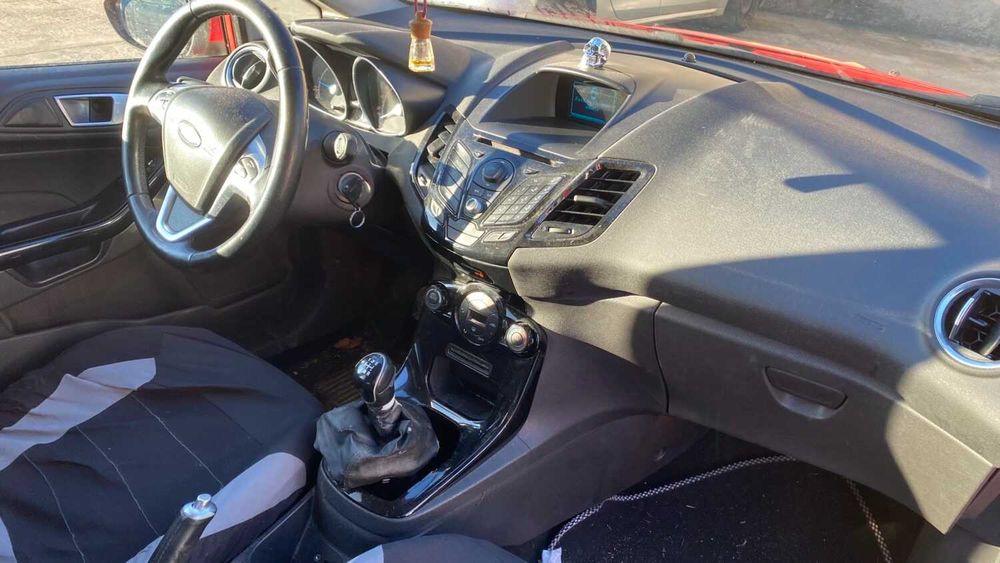 1.5 tdci klimatronik parktronik 5-drzwi