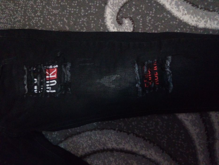 Джинсы на подростка демисезонные