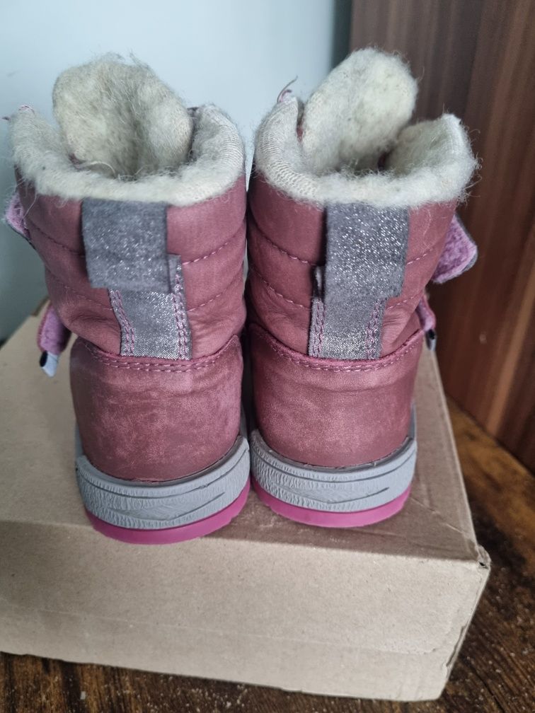 Buty Bartek rozmiar 24 .