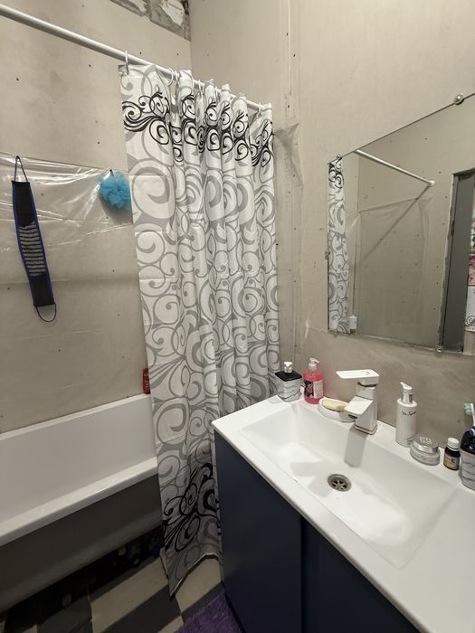 Продается 2 комнатная квартира. Район Автовокзал. Славянск.