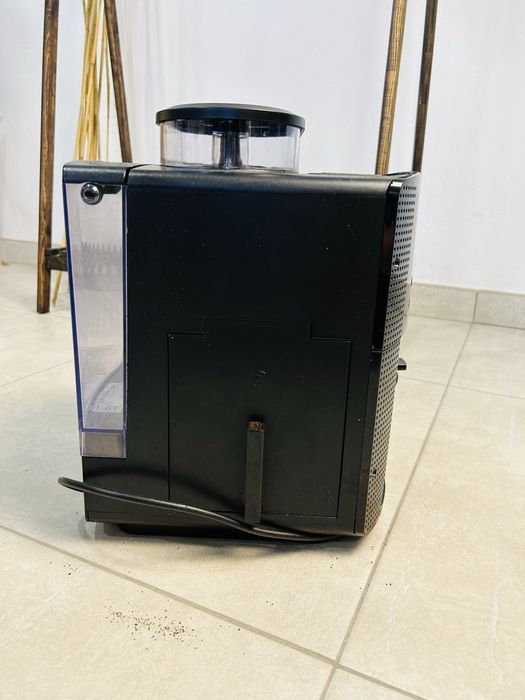 Кавомашина Krups AE8100 series