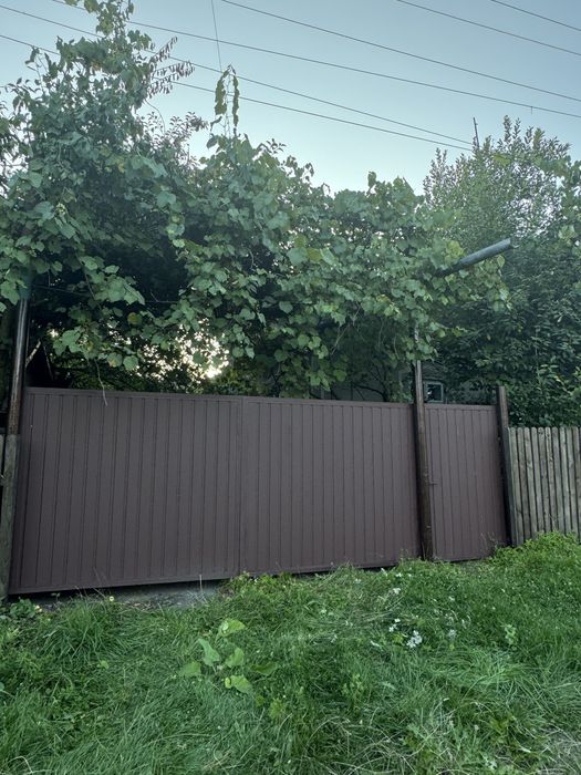 Будинок в селі Торговиця