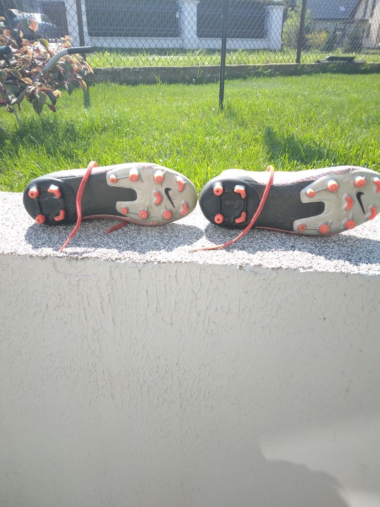 Buty korki rozmiar 36