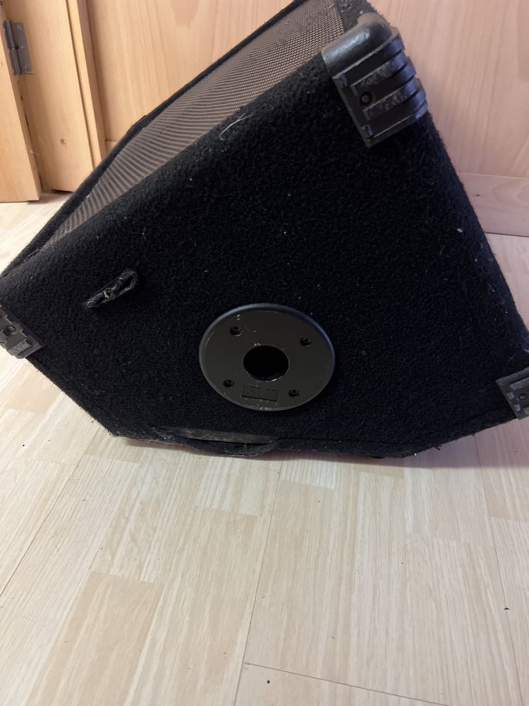 Coluna monitor Crate UFM-12H