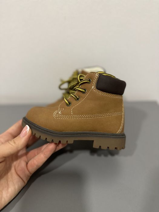 Ботинки 22 розмір Zara