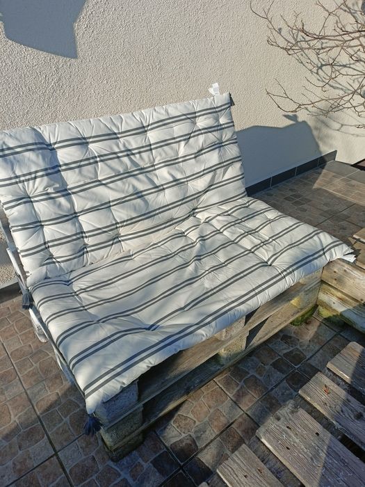 Poduchy ogrodowe na kanapę lub szeroki fotel komplet 4 szt.