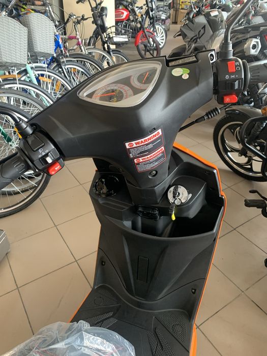 Скутер форте CAHOE JOG.  80 кубів , Новий.