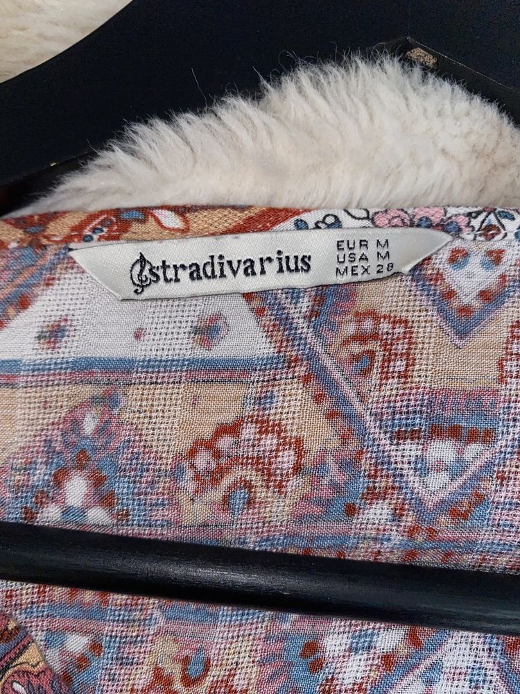 Літній одяг, легкий, рзмір M, виробницство Stradivarius